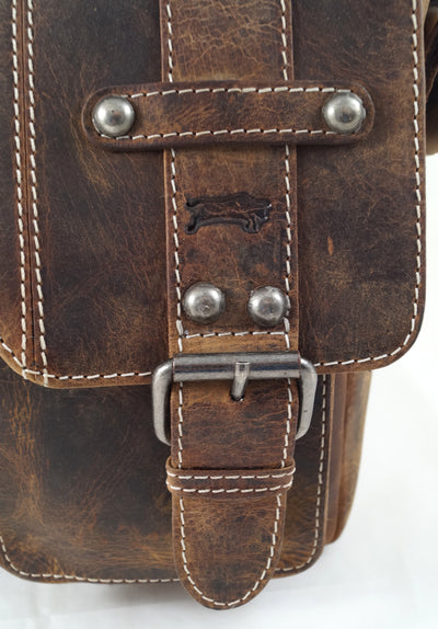 hochwertiger Unisex Messenger-Bag aus geöltem Büffelleder
