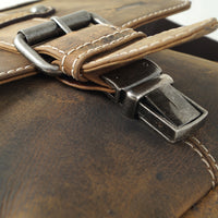 hochwertiger Unisex Messenger-Bag aus Büffelleder mit Vollausstattung