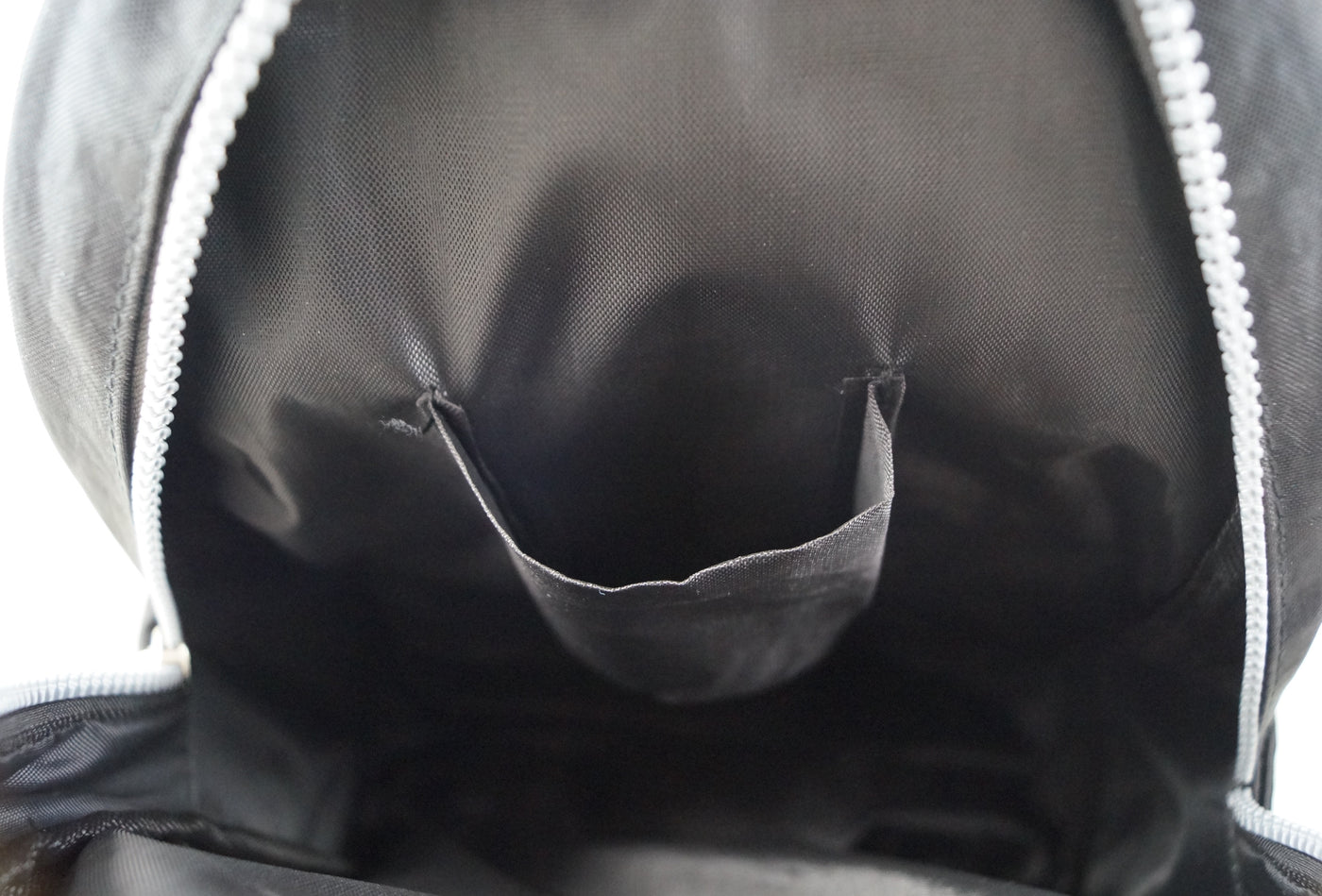 leichter kleiner Nylonrucksack - wasserabweisend und robust