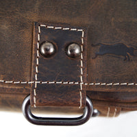 Großer Messenger-Bag aus Büffelleder mit Vollausstattung