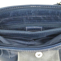 schöne Umhängetasche aus Kunstleder mit geschicktem Aufbau