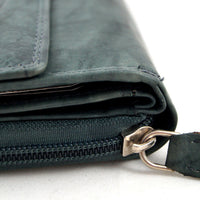 kompakte Damengeldbörse aus weichem Rindsleder mit außen liegendem Münzfach