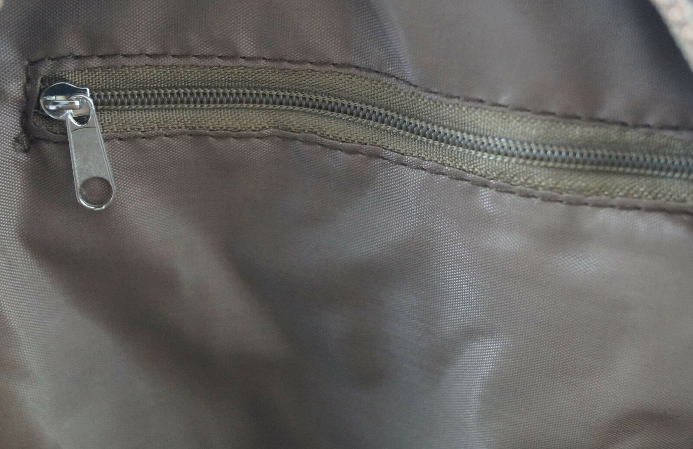 leichter kleiner Nylonrucksack - wasserabweisend und robust