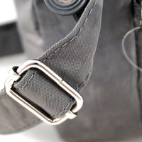 leichte, kleine Umhängetasche aus wasserabweisendem Nylon