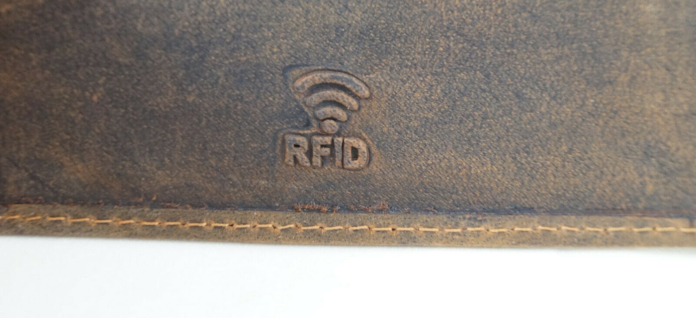 Geldbörse aus Büffelleder mit RFID-Blocker und Geheimfach
