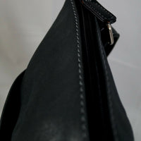 sportliche Umhängetasche mit vielen Außentaschen