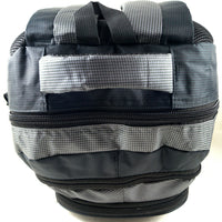 großer, stabiler Rucksack mit gepolsterten Gurten und Rückenpolster