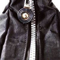 sportliche, leichte Umhängetasche aus wasserabweisendem Nylon mit vielen Außenfächern