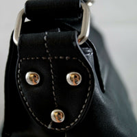 große Umhängetasche aus Kunstleder in Wildlederoptik