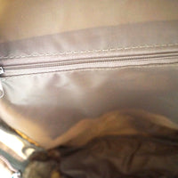 großer, besonders leichter Nylonrucksack - wasserabweisend und robust