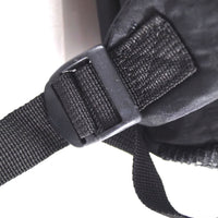 großer, besonders leichter Nylonrucksack - wasserabweisend und robust