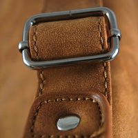 große Umhängetasche aus Kunstleder in Wildlederoptik